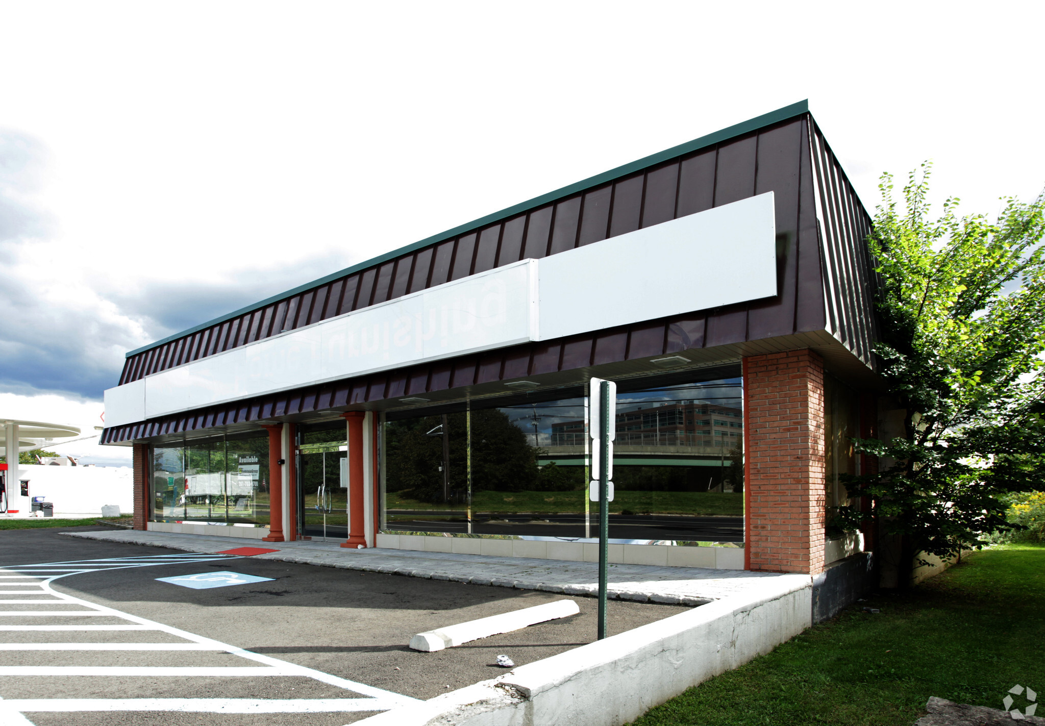 906 Us Highway 22, Somerville, NJ for Rent