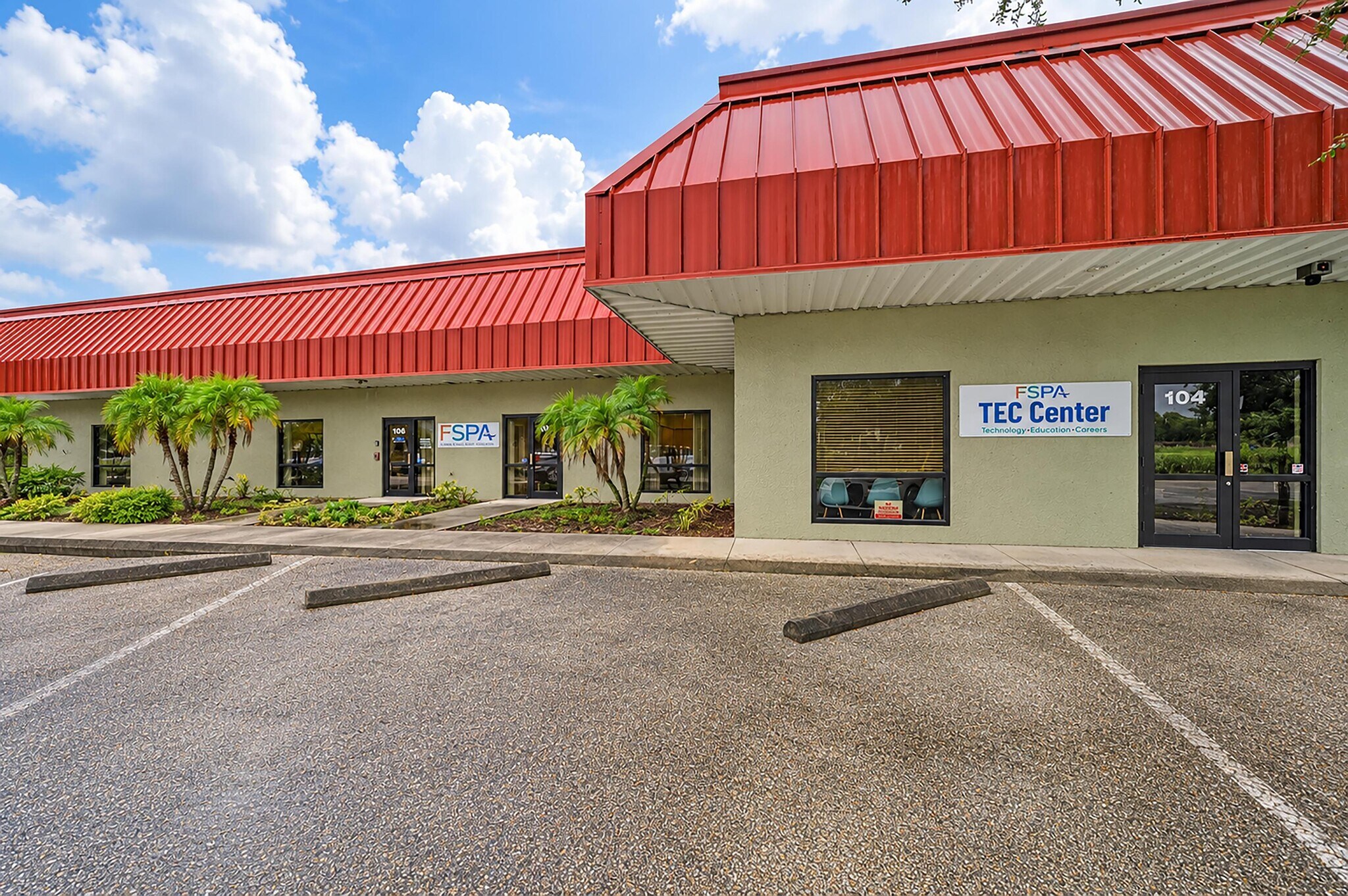 2555 Porter Lake Dr, Sarasota, FL for Sale