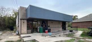 Denton, TX Office/Retail - 1701 N Elm St