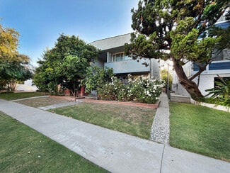 Studio City, CA Apartments - 4227 Whitsett Ave