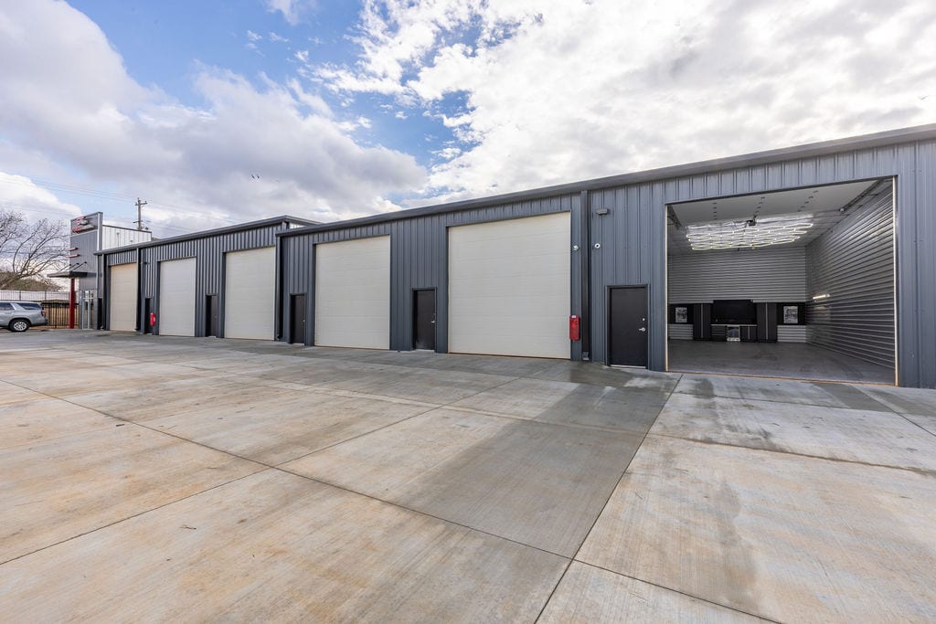 6034 Lanier Islands Pky, Buford, GA for Sale