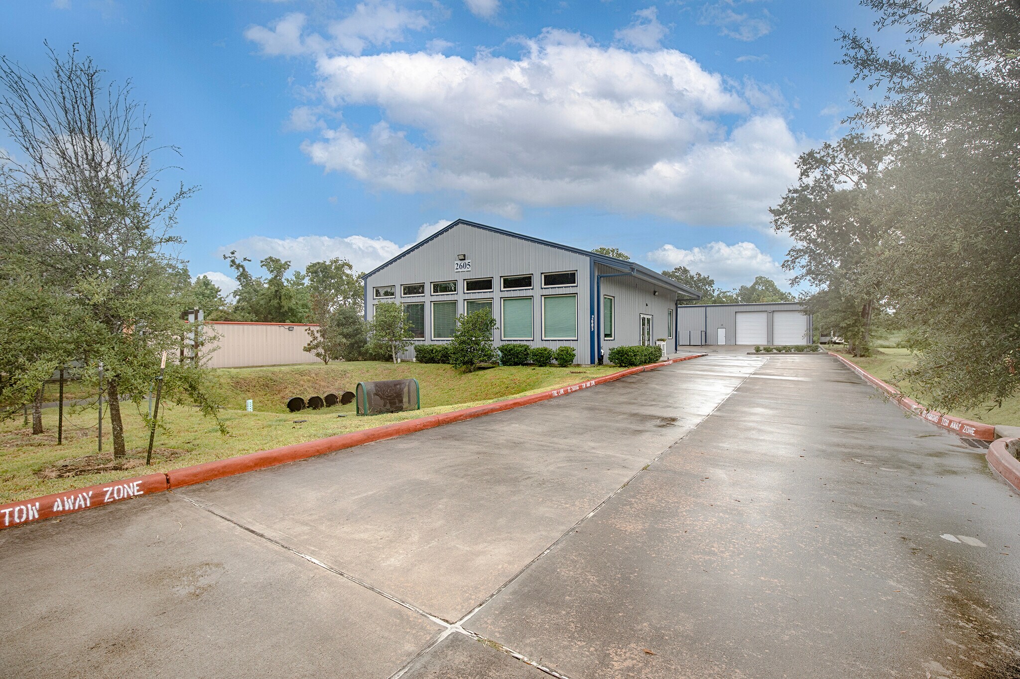 2605 Columbia Memorial Pky, Kemah, TX for Rent