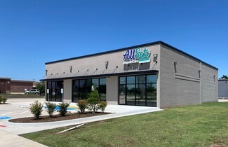 Midwest City, OK Retail - 208 S Douglas Blvd