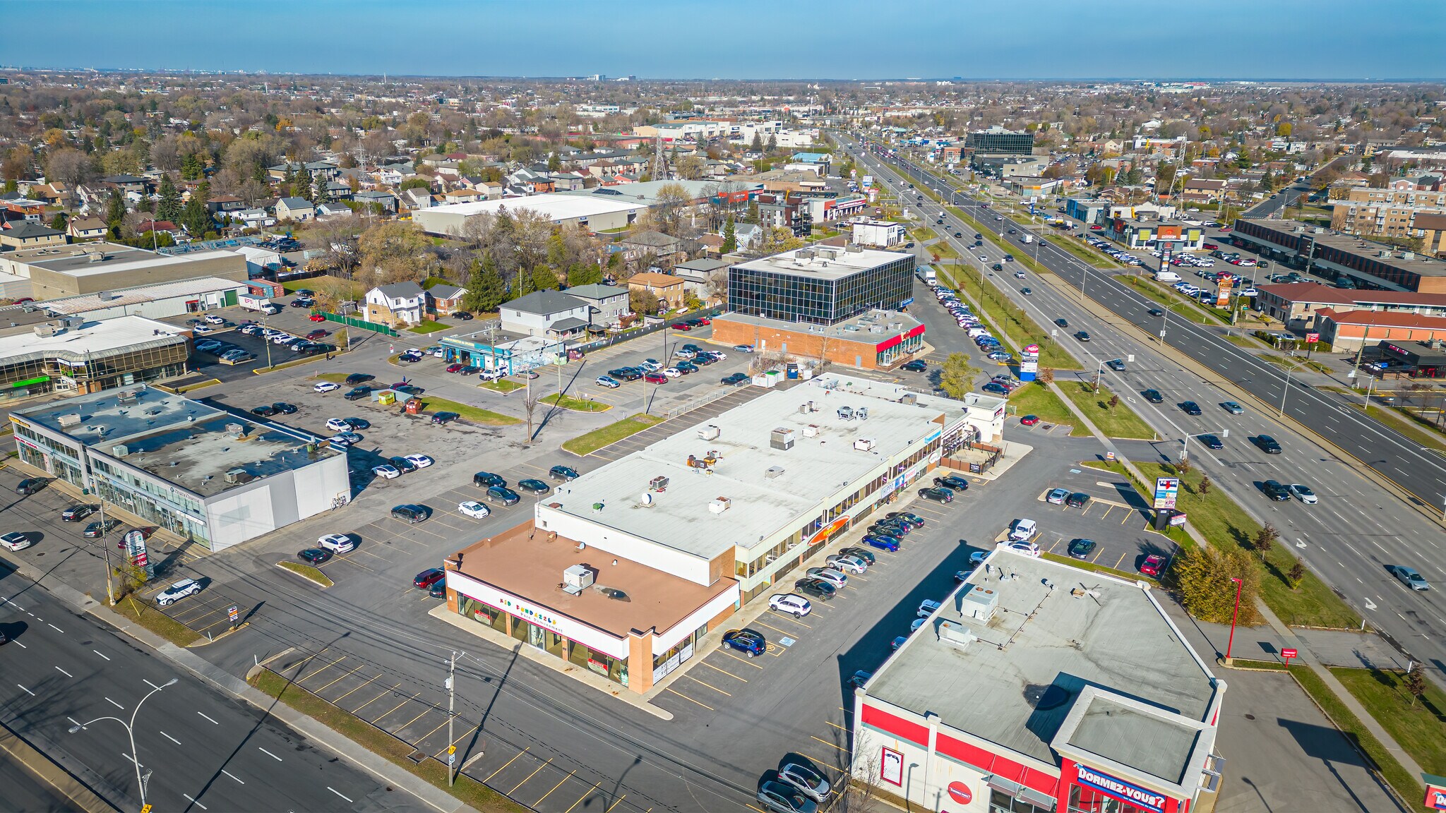 6400 Boul Taschereau, Brossard, QC for Rent