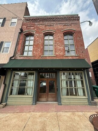 Jackson, TN Office/Residential - 109 E Lafayette St