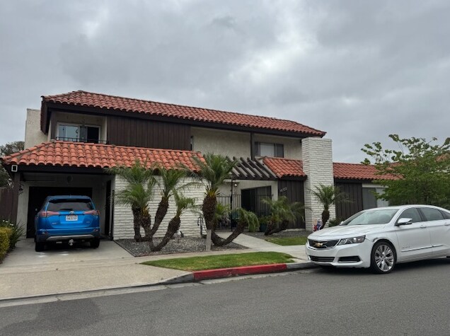 16102 Malaga Ln, Huntington Beach, CA for Sale