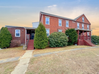 West Warren, MA Apartments - 2303 Main St