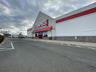 Staples® New Milford, CT, New Milford, 06776