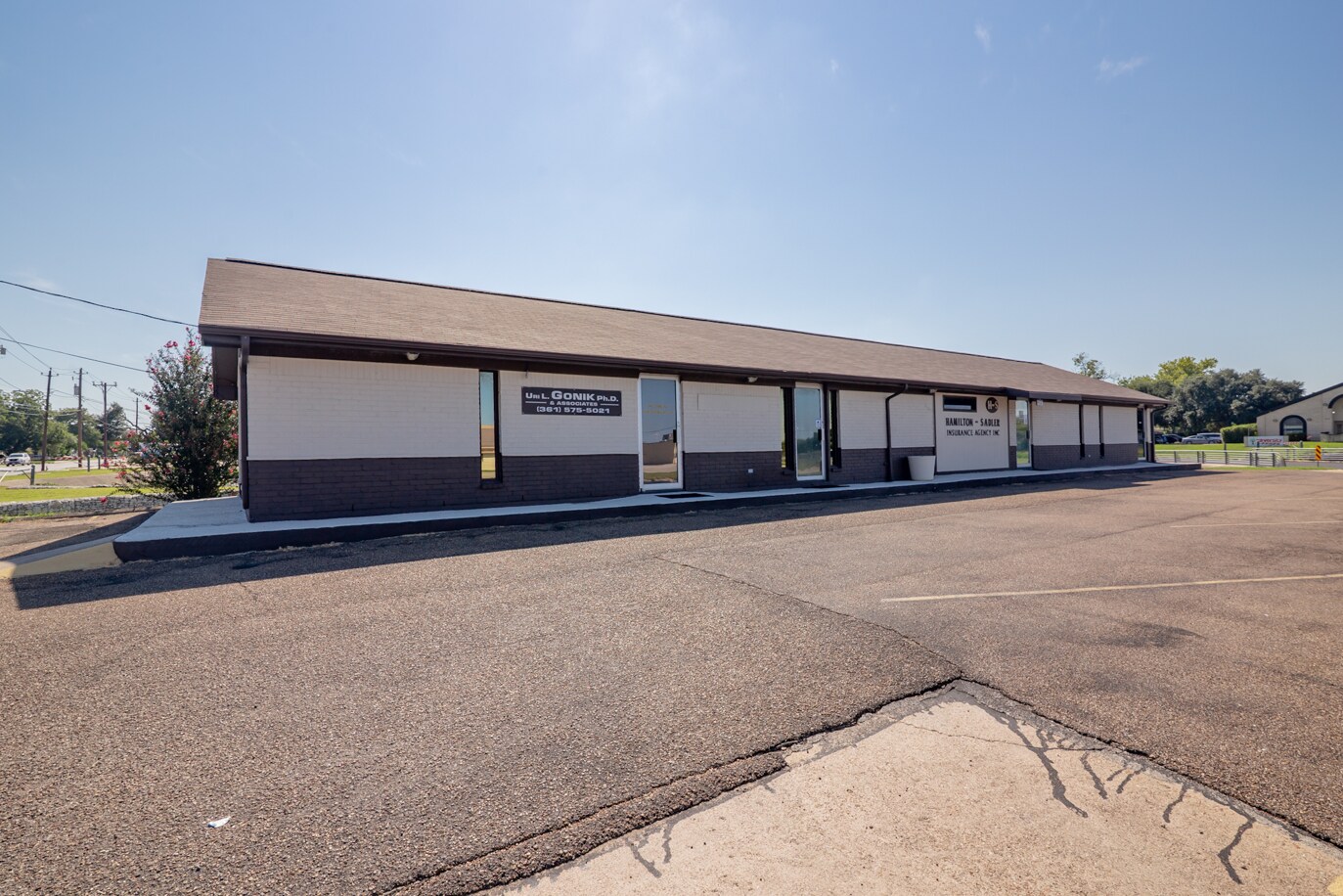 1001 E Airline Rd, Victoria, TX for Sale