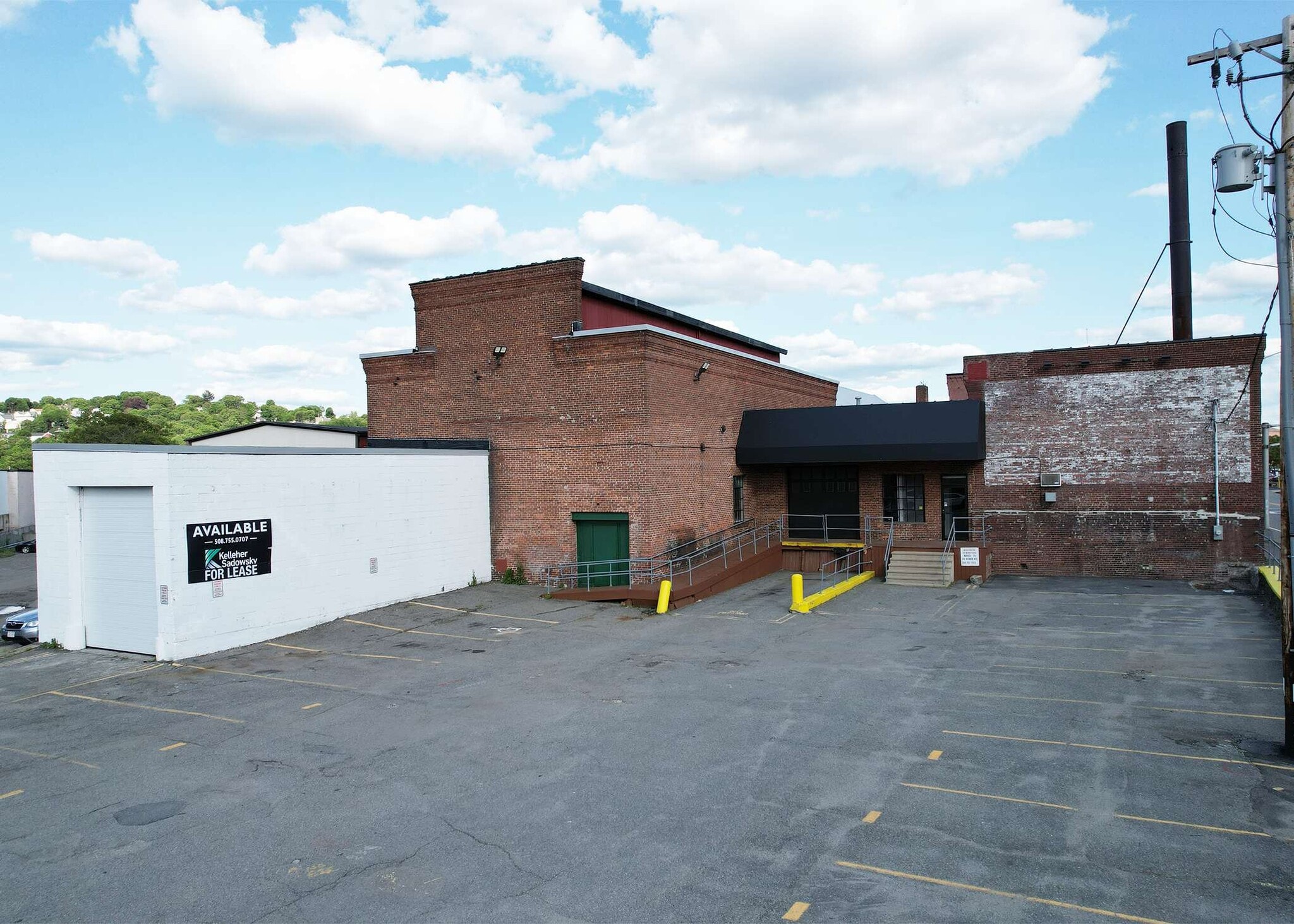 112 Grove St, Worcester, MA for Rent