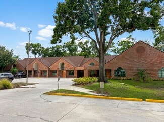 Tampa, FL Office/Medical - 4200 N Armenia Ave