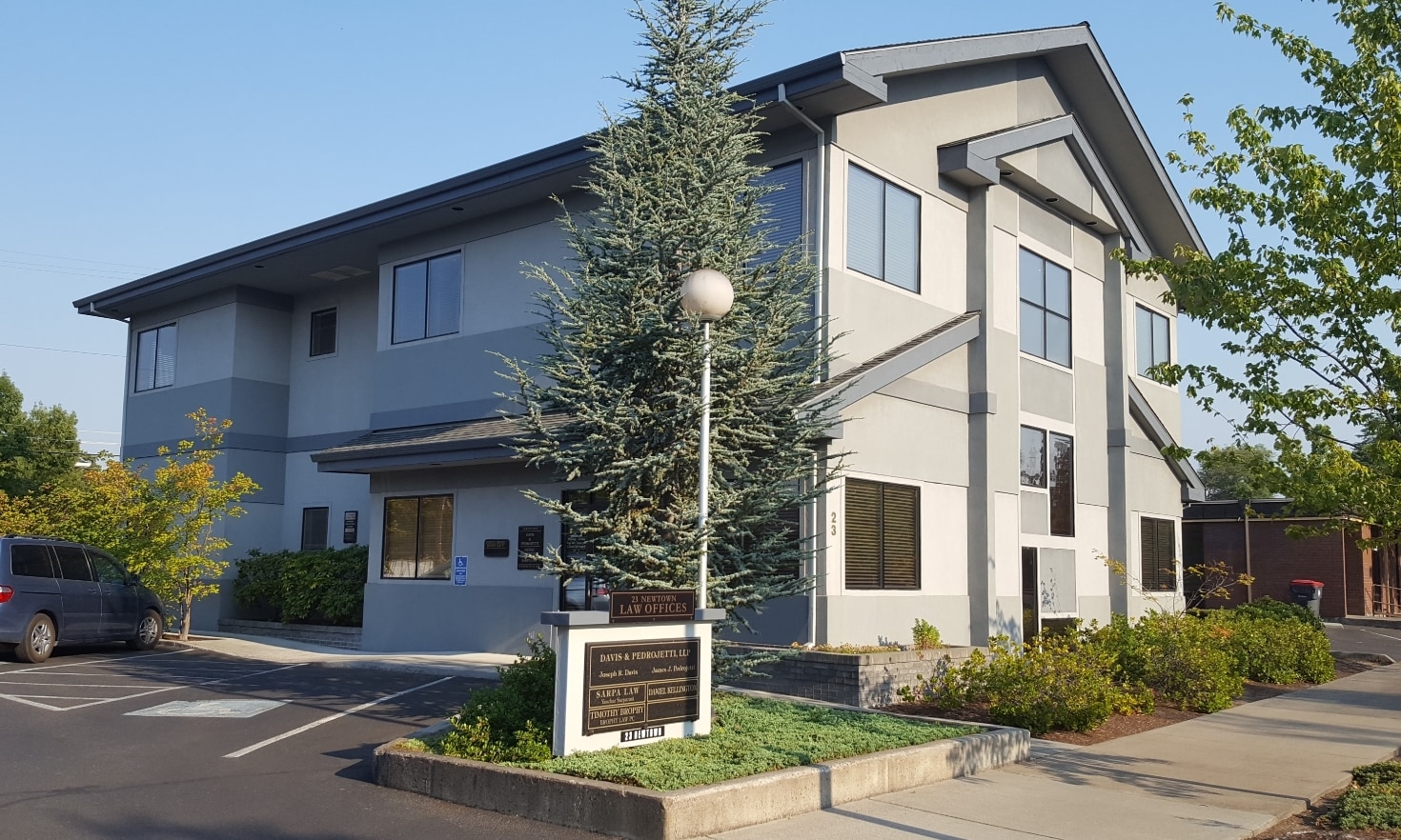 23 Newtown St, Medford, OR for Rent