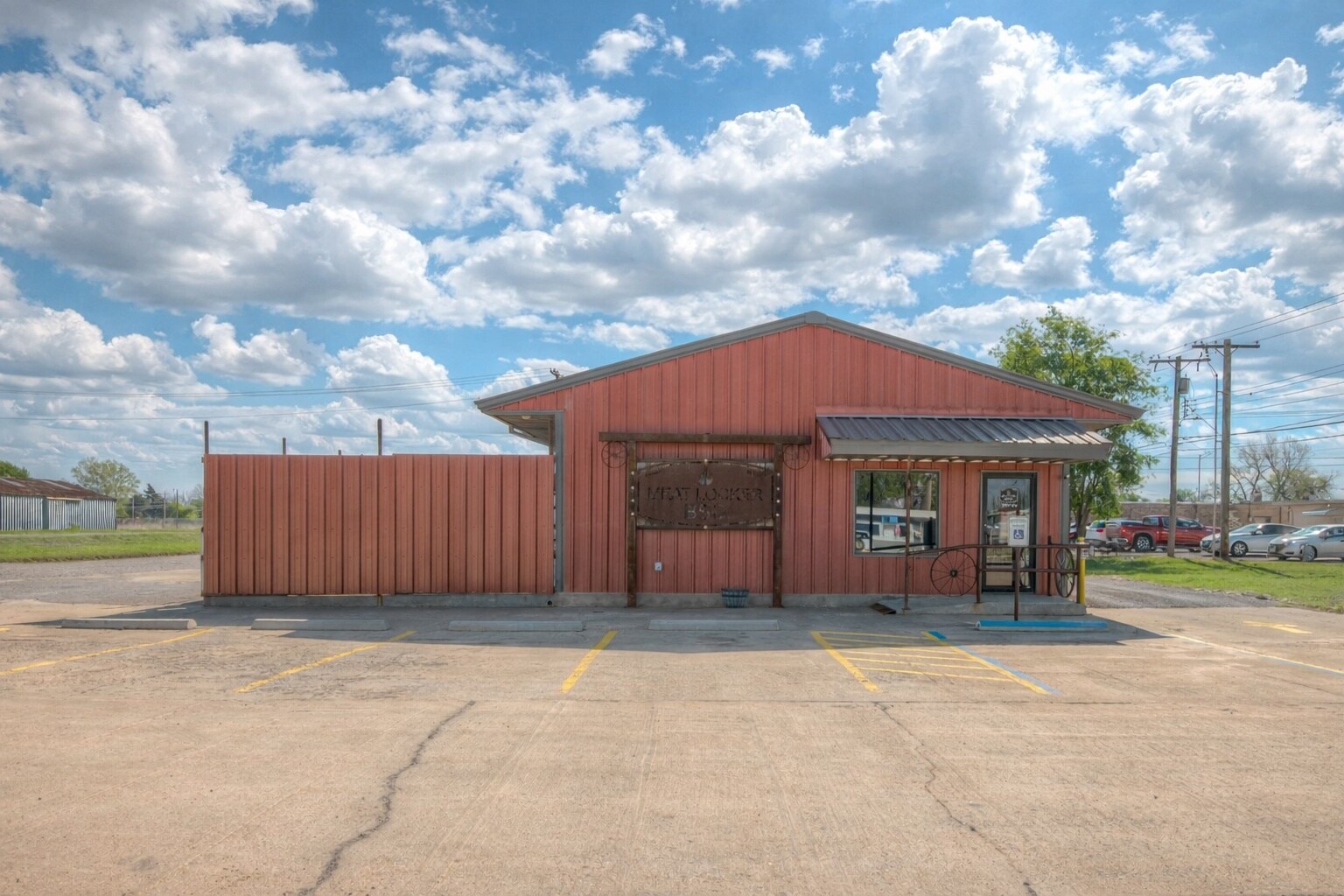 106 NW 4th St, Lindsay, OK for Sale