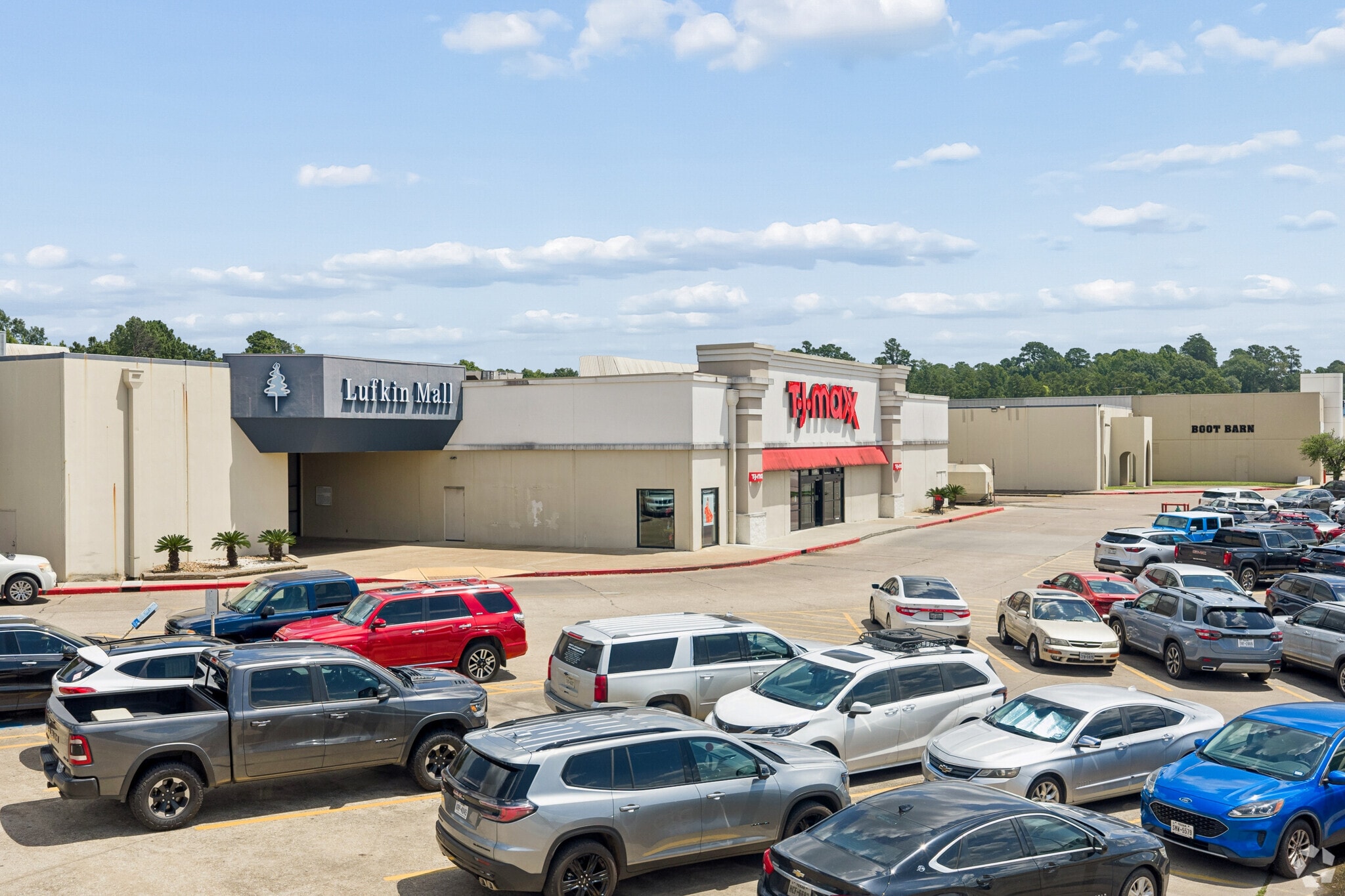 4600 S Medford Dr, Lufkin, TX for Sale