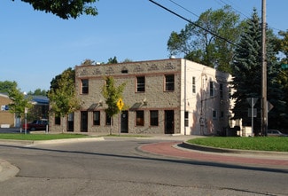 Lansing, MI Retail - 700-702 W Barnes Ave