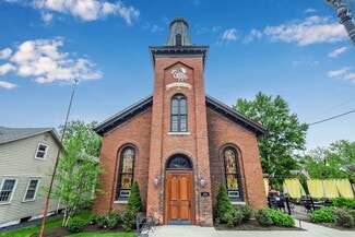 Clarence, NY Freestanding - 10678 Main St