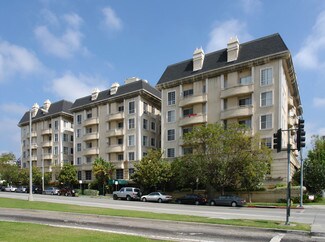 Los Angeles, CA undefined - 8811 Burton Way