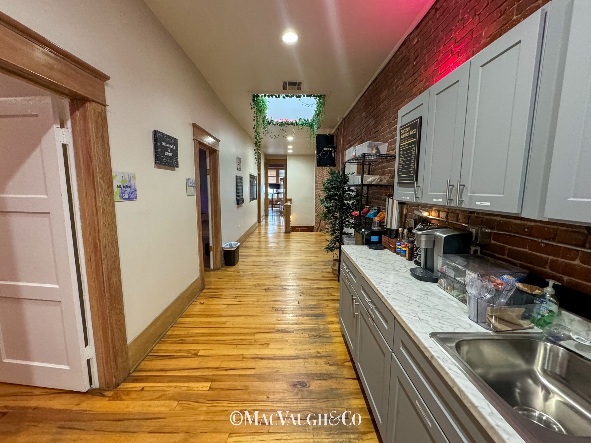64-90 N Fair Oaks Ave, Pasadena, CA for Rent