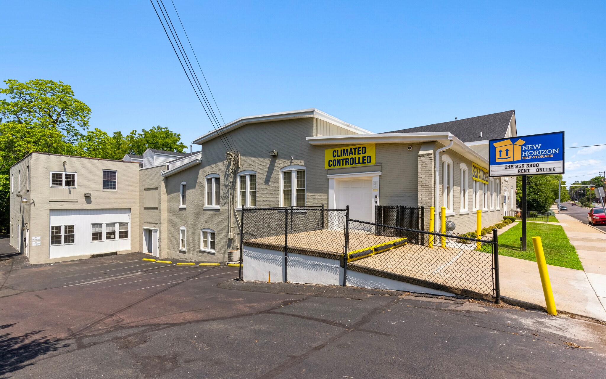 113 E Chestnut St, Souderton, PA for Rent