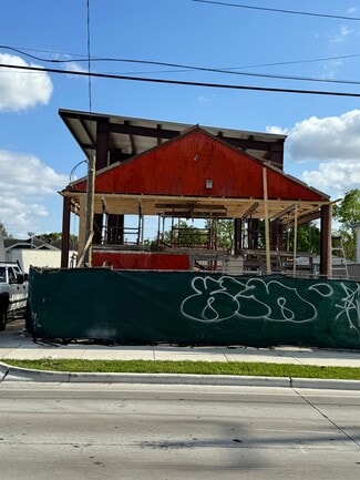 Houston, TX Office/Retail - 1103 W Cavalcade St