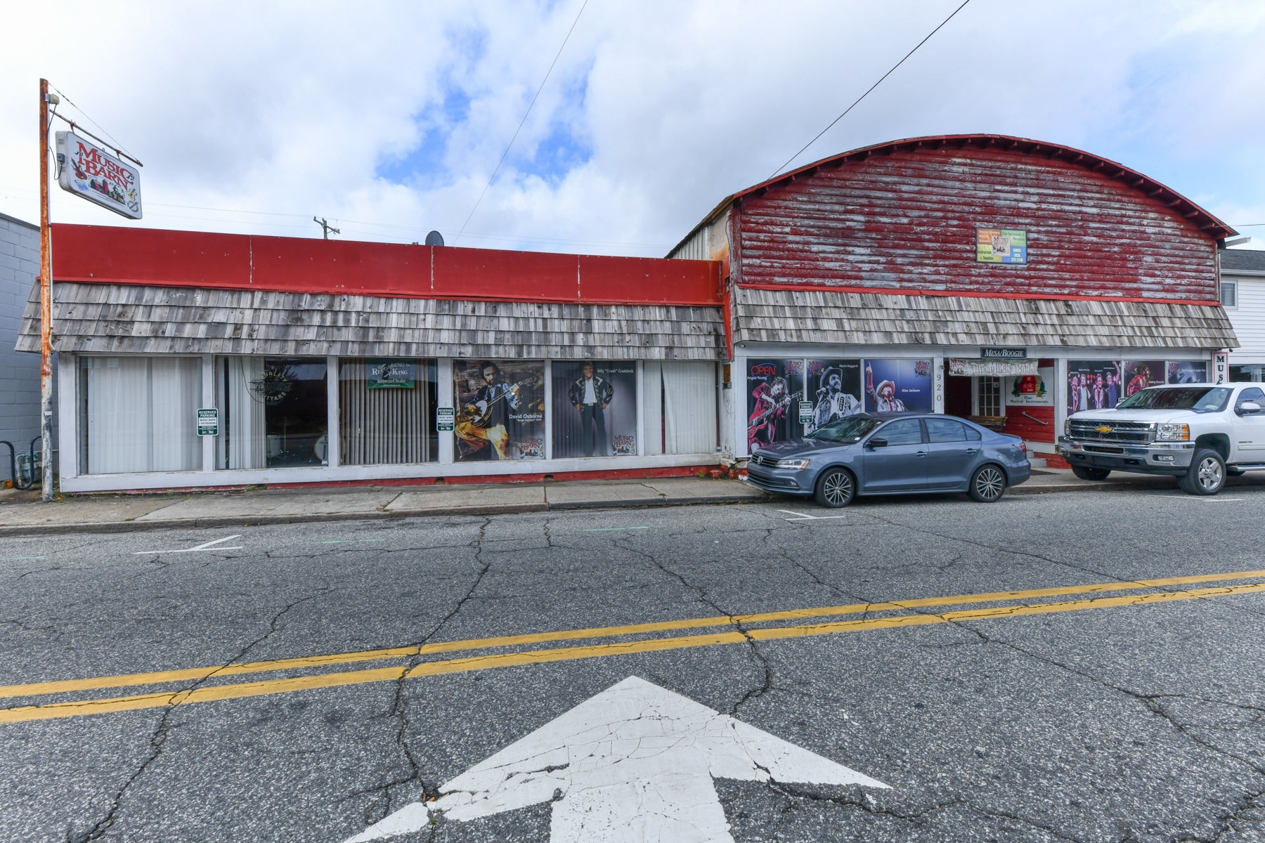 920 S Chapman St, Greensboro, NC for Sale