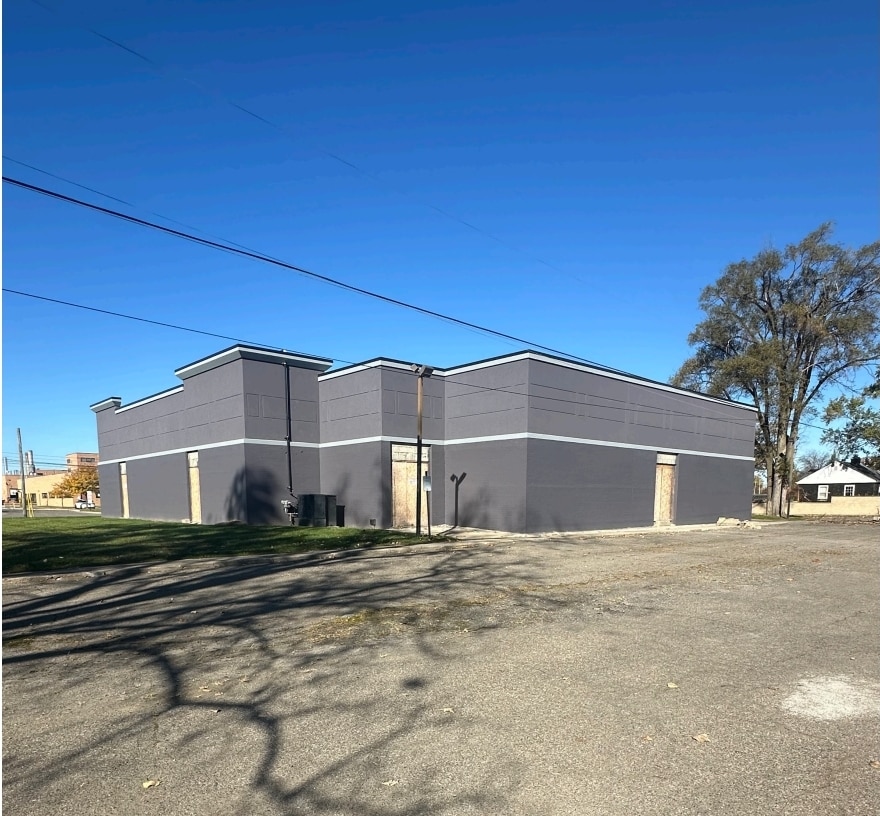 4811 Venoy Rd, Wayne, MI for Sale