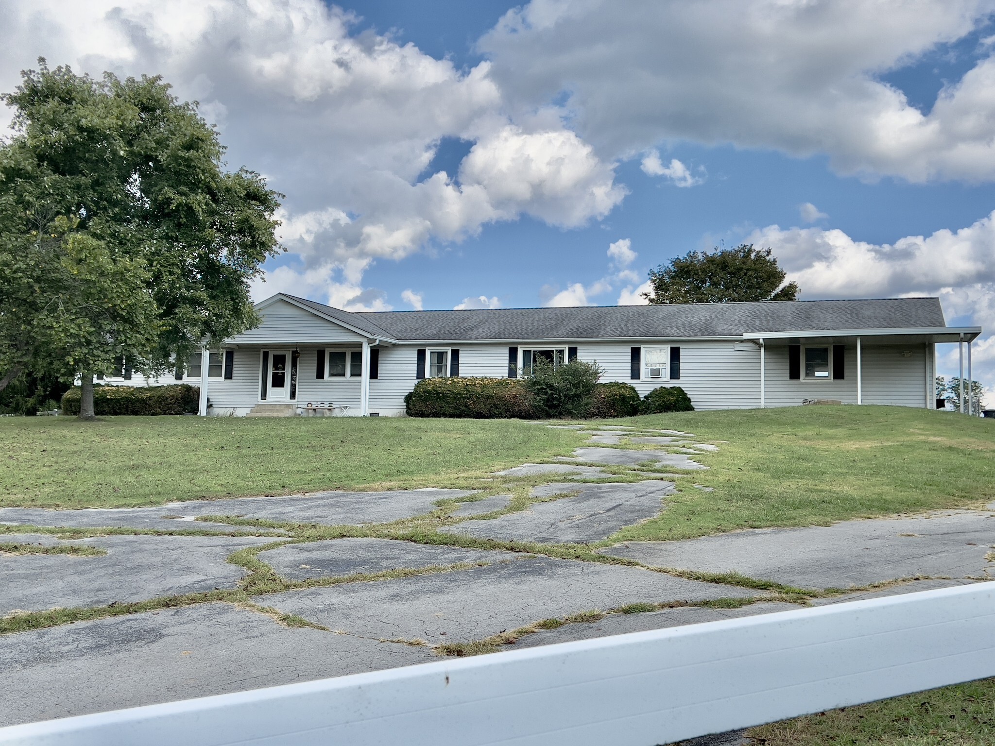 4840 Joe Peay Rd, Spring Hill, TN for Sale