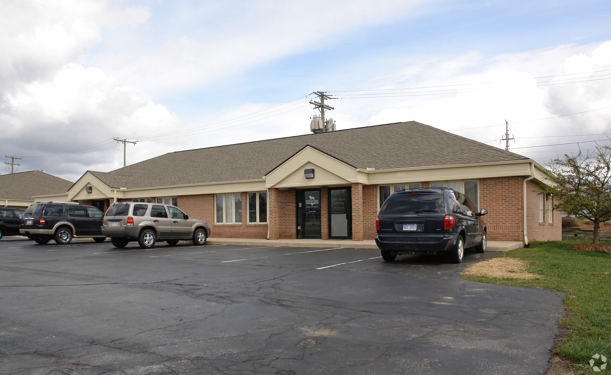 131-137 Keveling Dr, Saline, MI for Sale