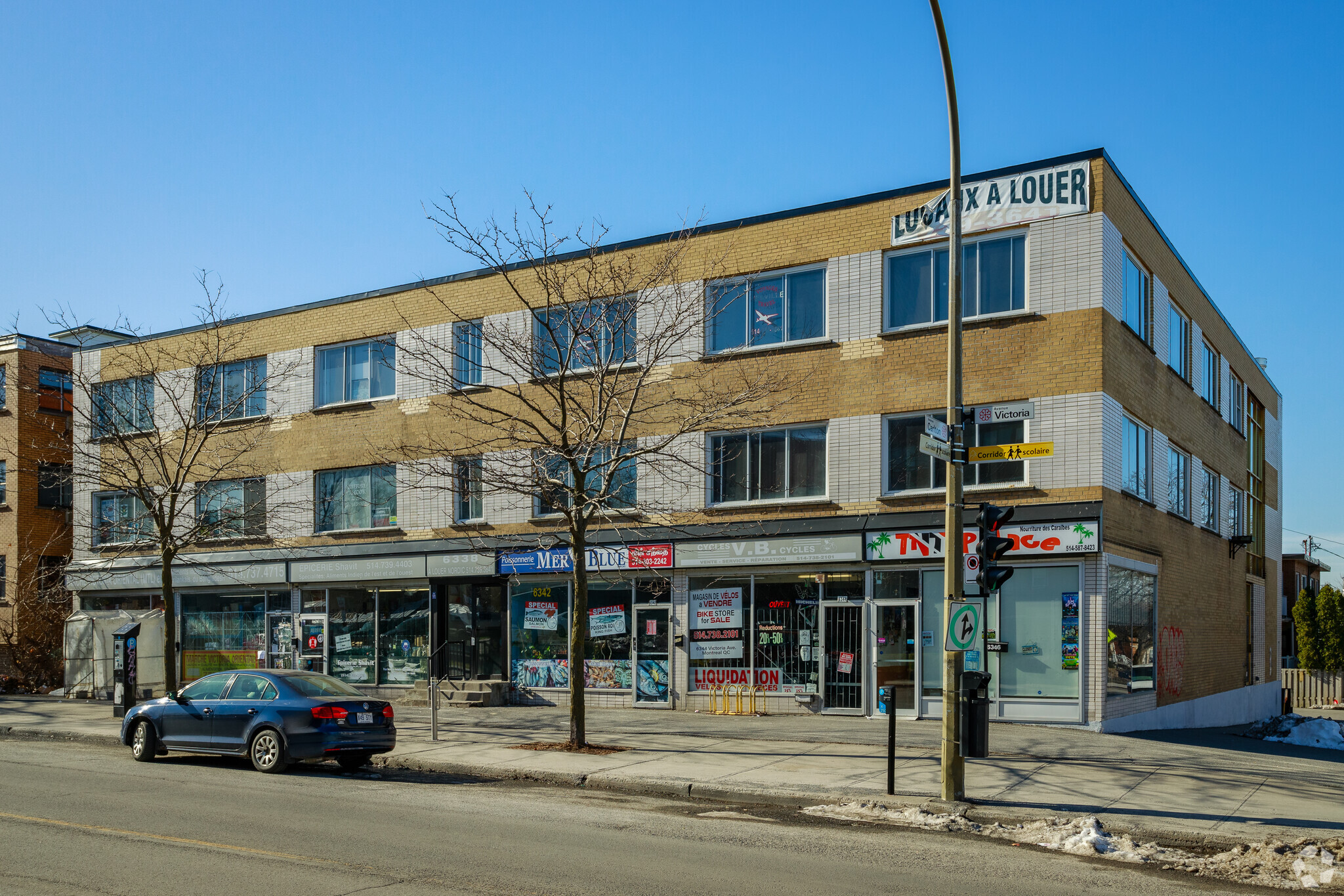 4810 Av Carlton, Montréal, QC for Rent