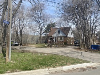 Toronto, ON Residential - 36 Marquette Av & 1 Brightwood St