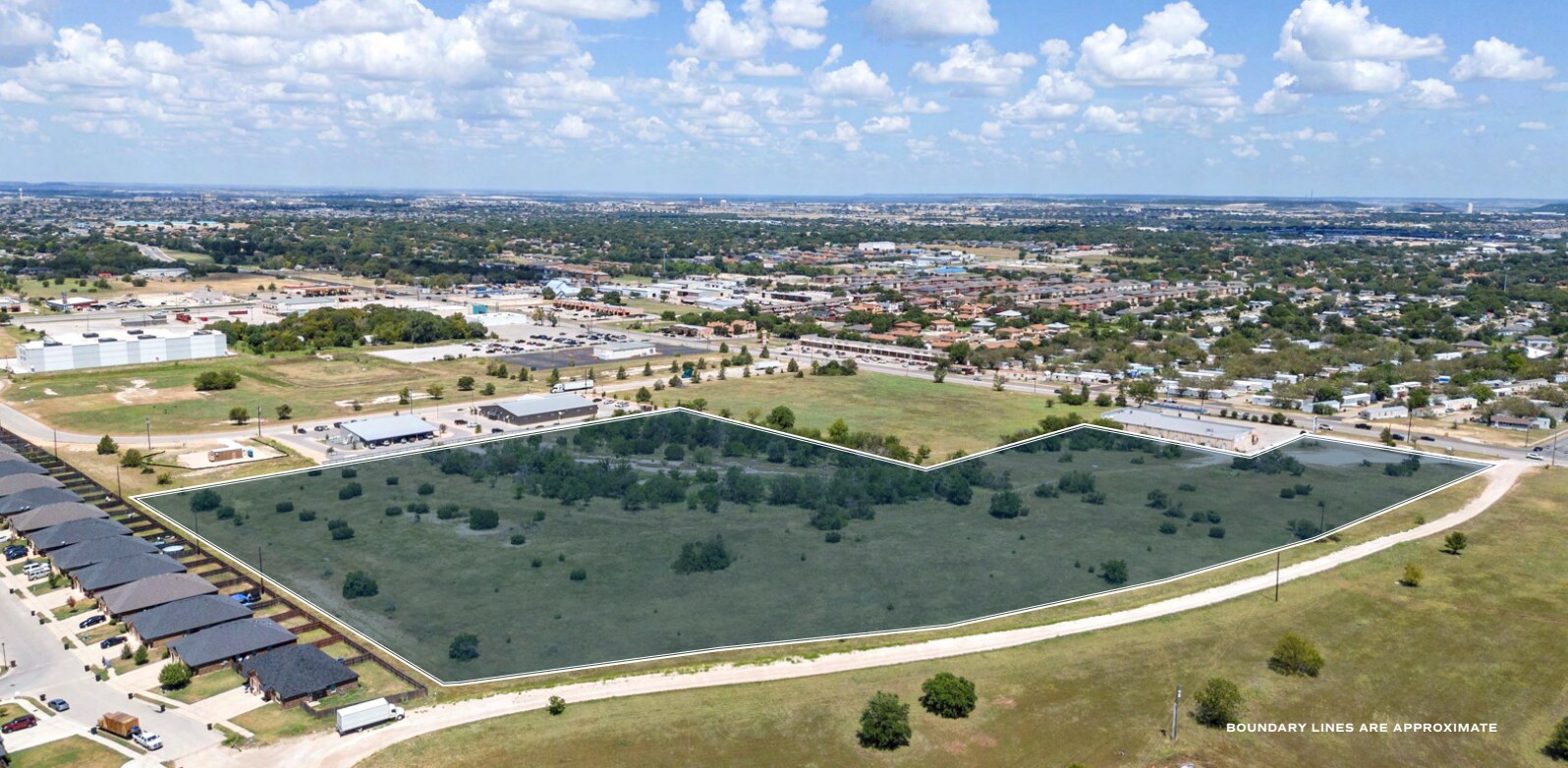 102 W Elms Rd, Killeen, TX for Sale