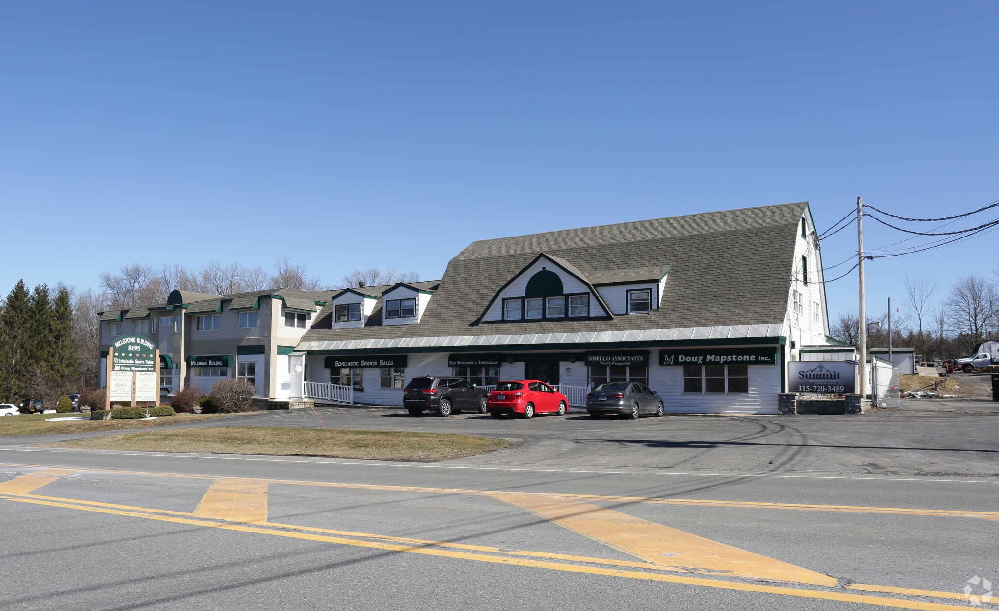 8195 Cazenovia Rd, Manlius, NY for Rent