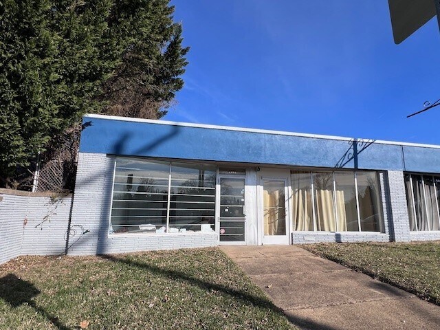 2303 Lancaster Ave, Wilmington, DE for Rent