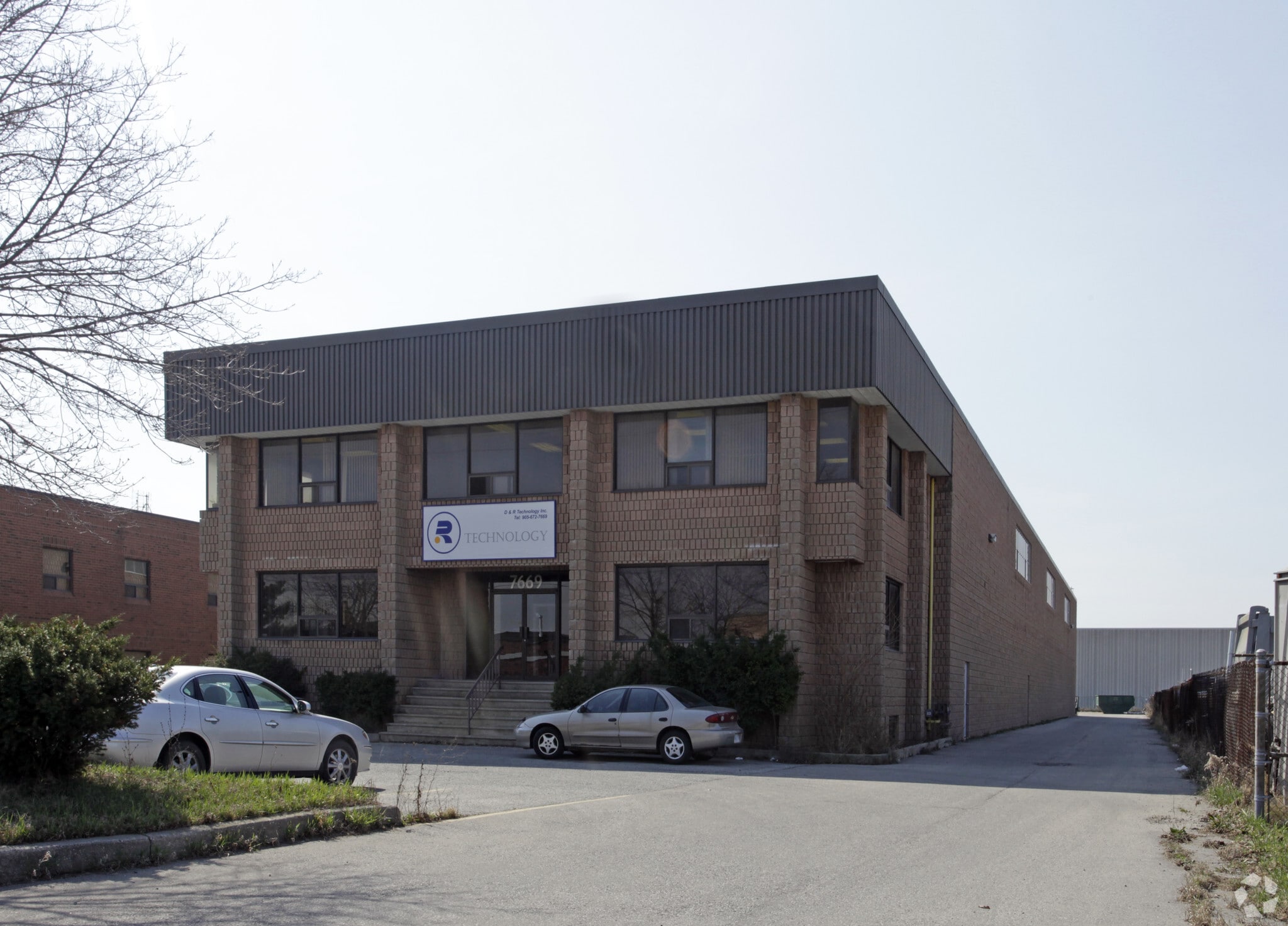 7669 Kimbel St, Mississauga, ON for Sale