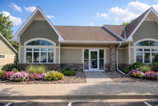 Omaha, NE Coworking Space - 18045-18049 Oak St