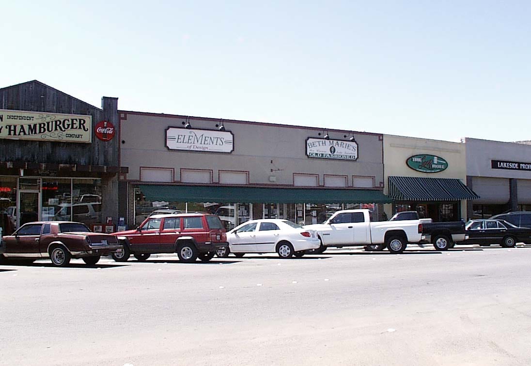 119 W Hickory Ave, Denton, TX for Sale