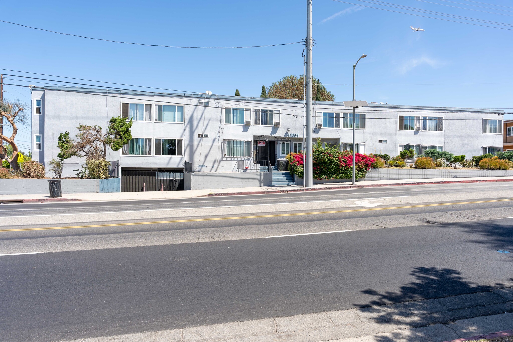 13061 Vanowen St, North Hollywood, CA for Sale