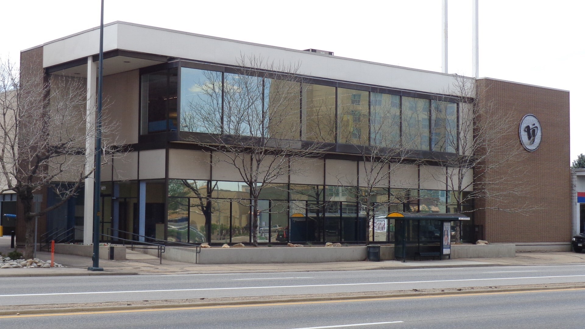 677 S Colorado Blvd, Denver, CO for Sale