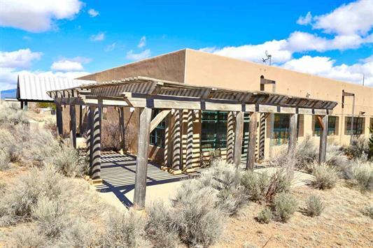 202 Bendix Dr, Taos, NM for Sale