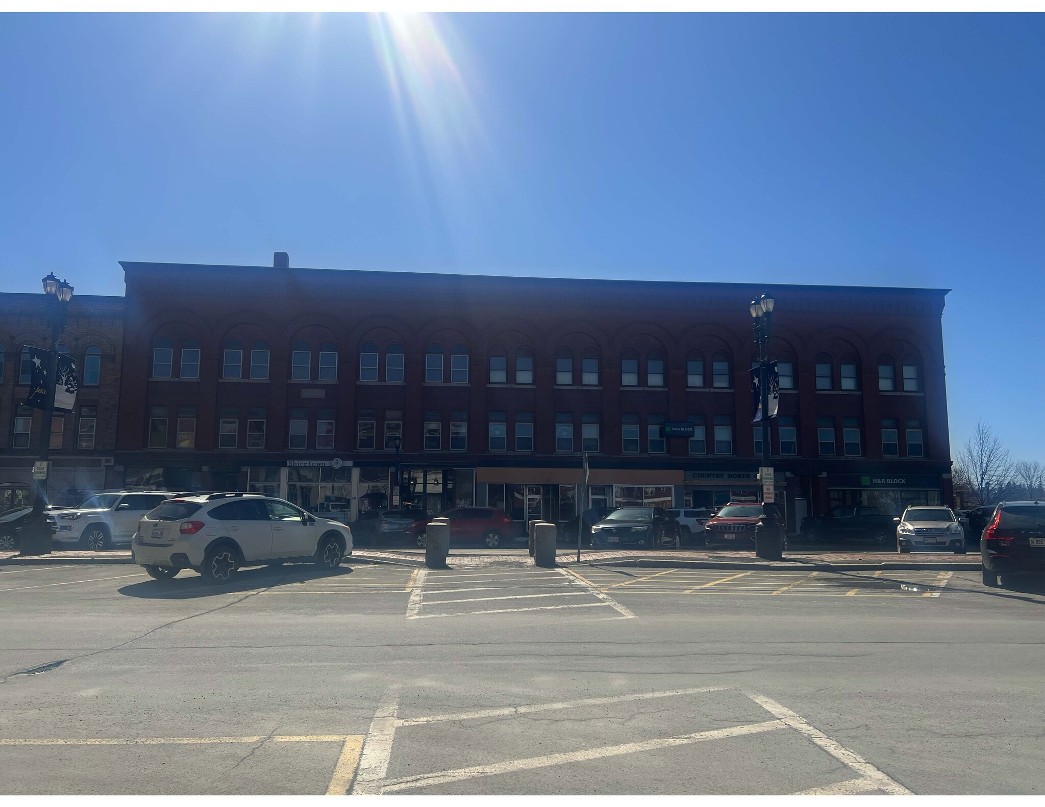 15 Market Sq, Houlton, ME for Sale