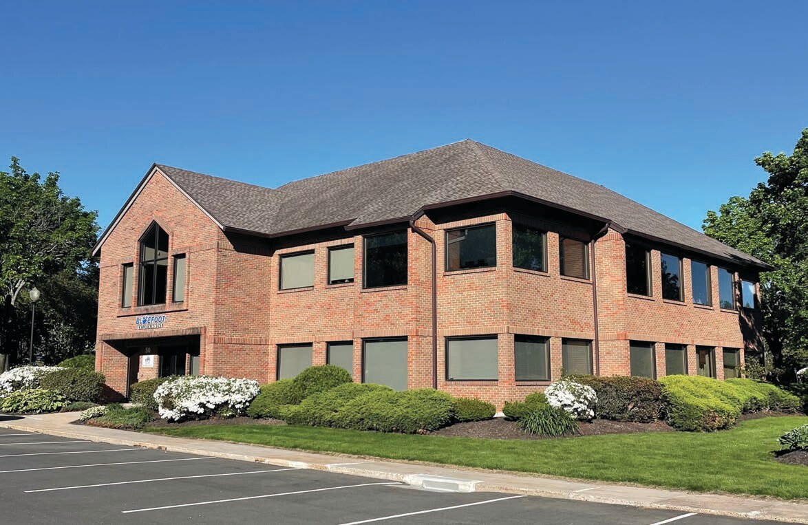 50 Avon Meadow Ln, Avon, CT for Rent