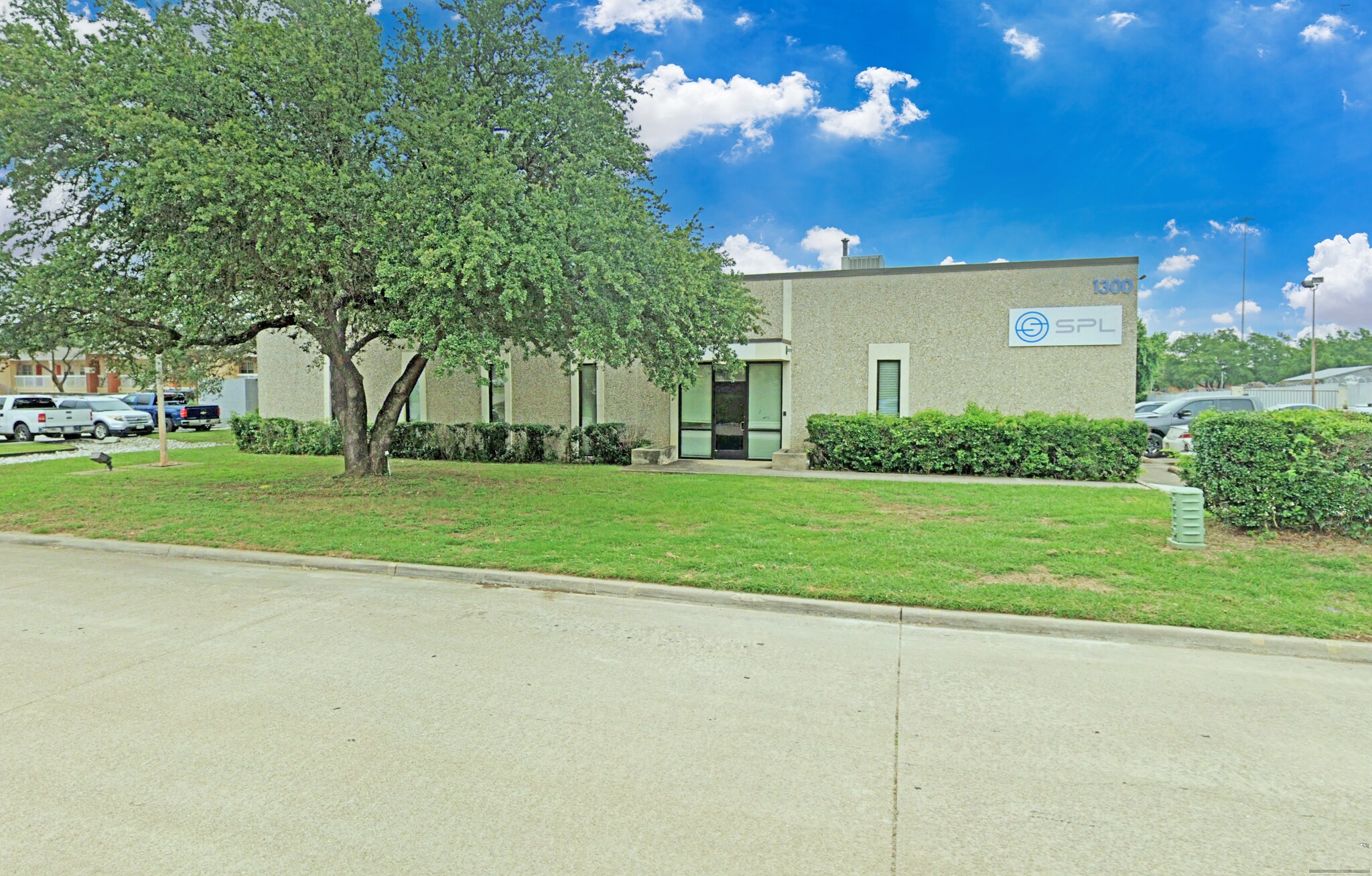 1300 E Corporate Dr, Arlington, TX for Sale