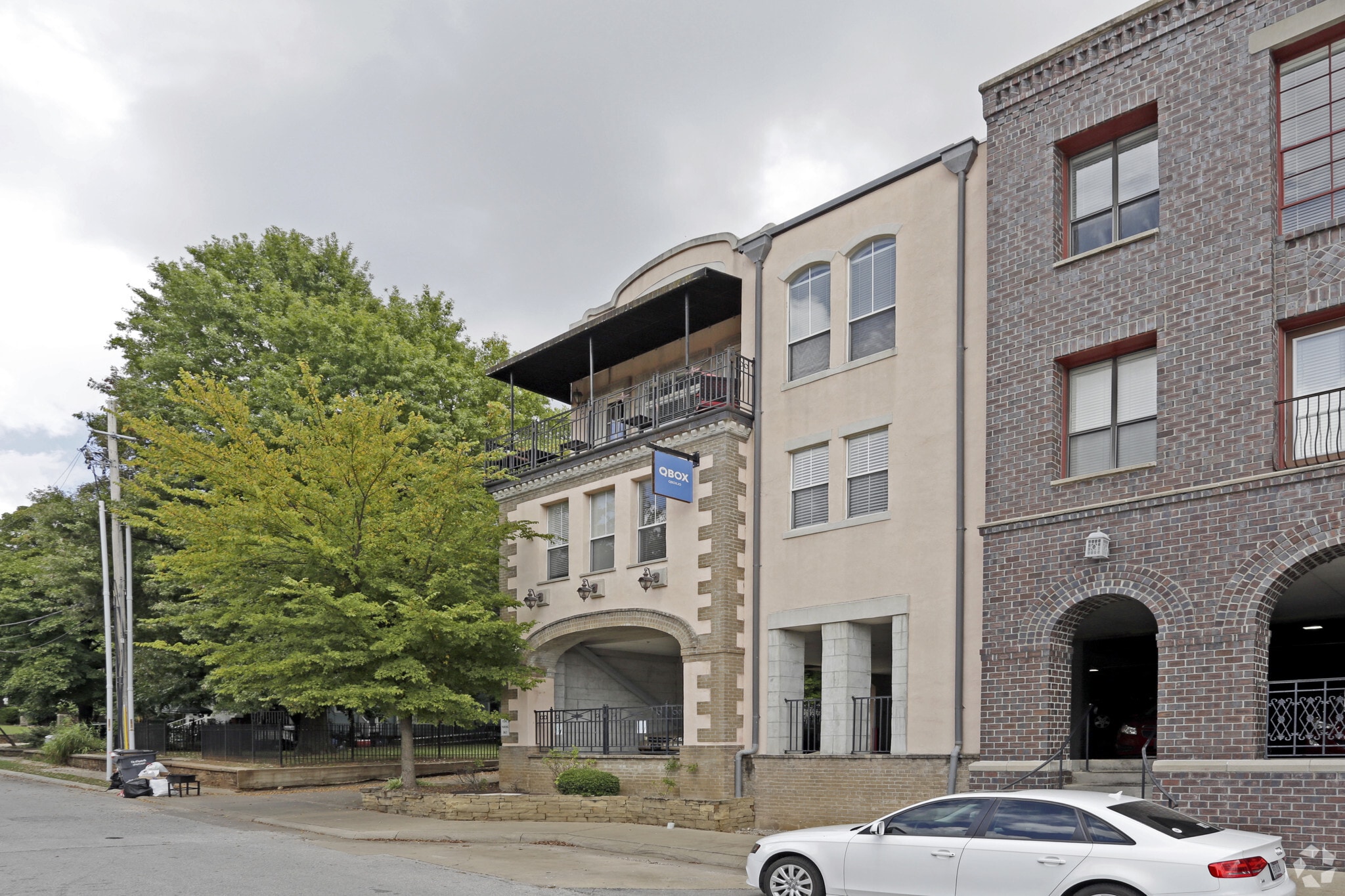 320 N Rollston Ave, Fayetteville, AR for Rent