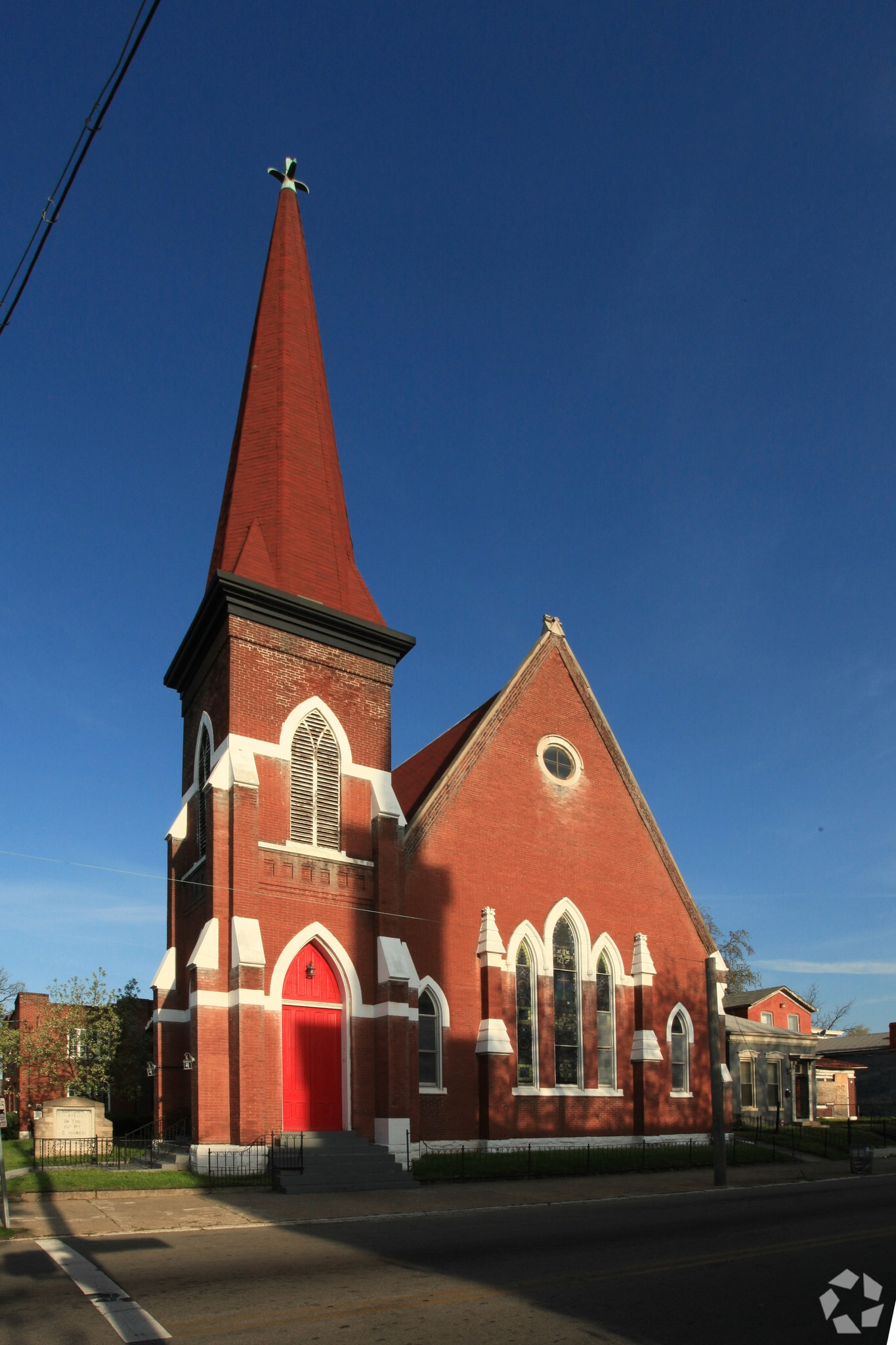 1801 W Chestnut St, Louisville, KY for Sale