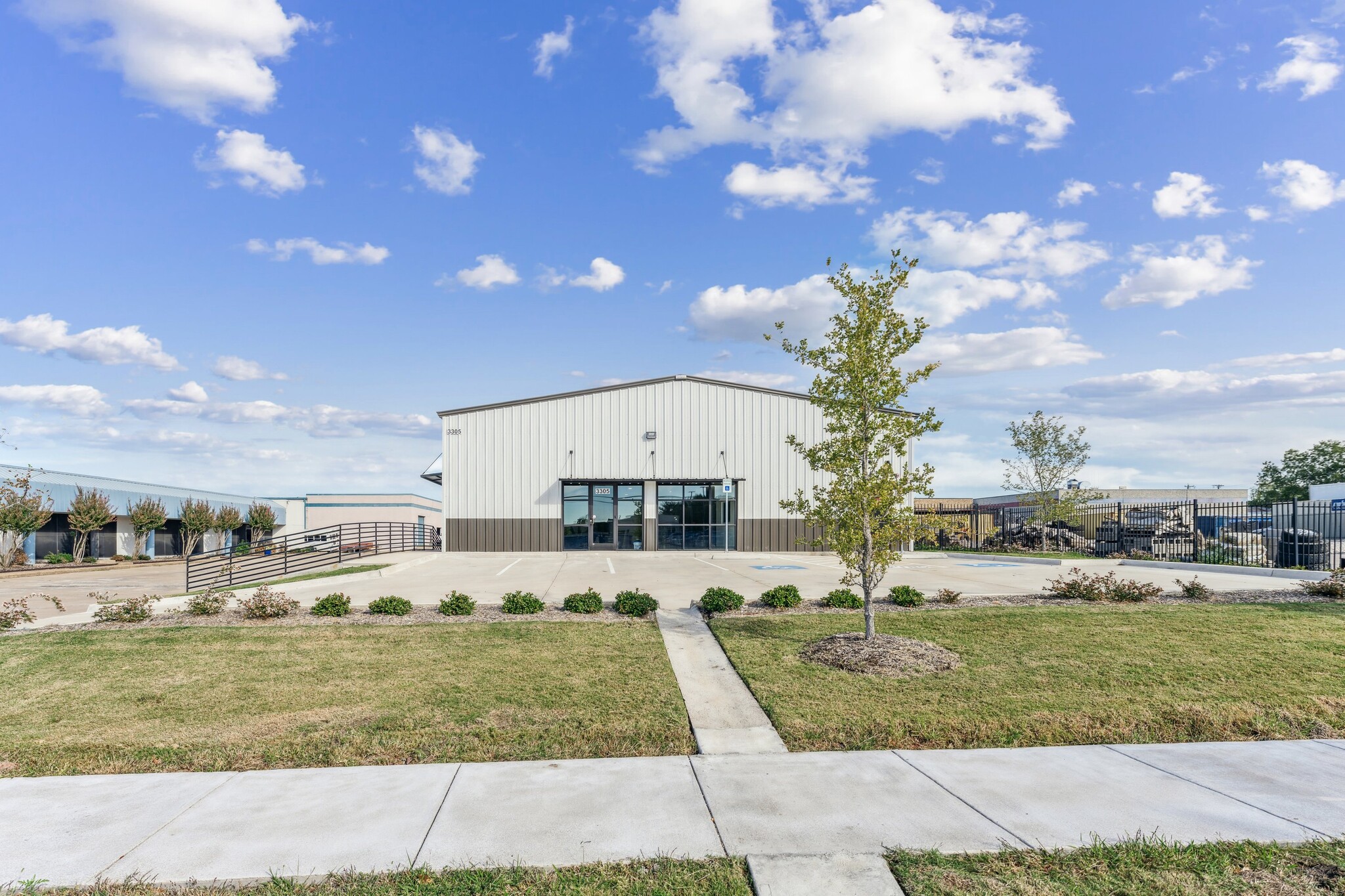 3305 Century Dr, Rowlett, TX for Sale