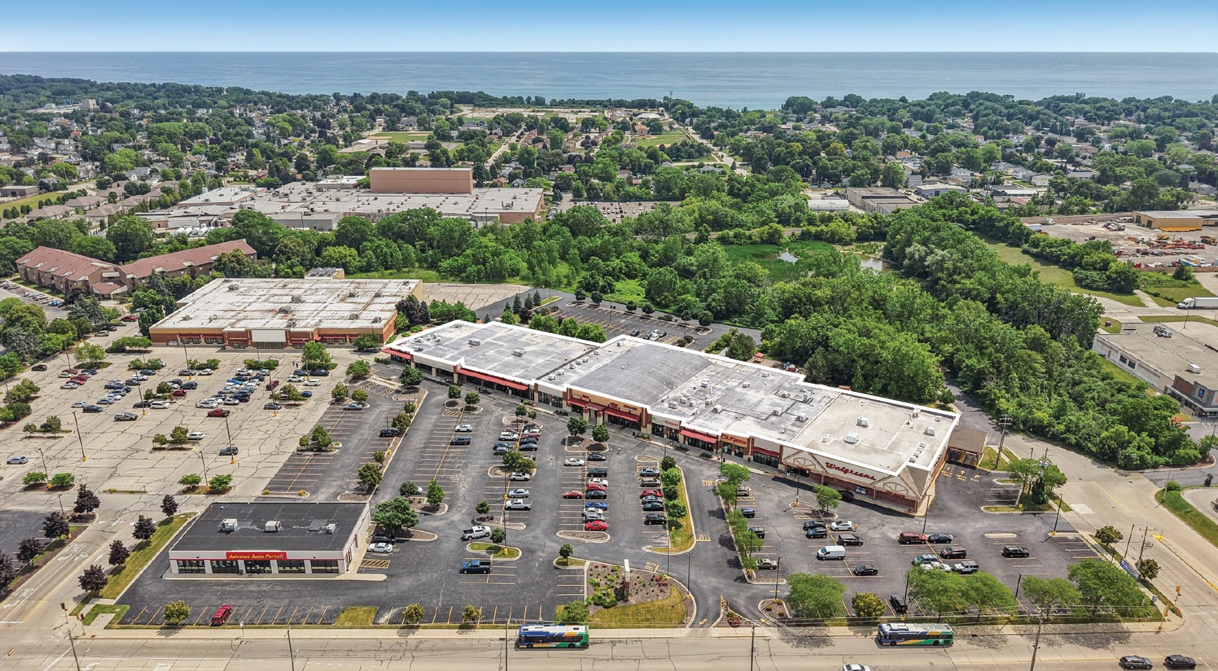 2815-2929 S Chicago Ave, South Milwaukee, WI for Rent