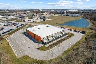Indianapolis, IN Storefront - 120 S Country Club Rd