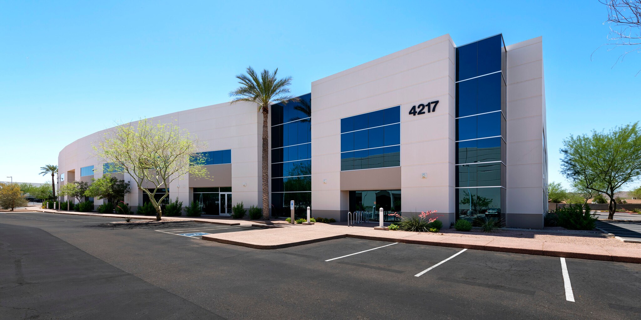 4217 E Cotton Center Blvd, Phoenix, AZ for Rent