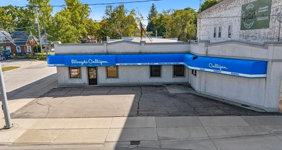 801 W Main St, Owosso, MI for Sale