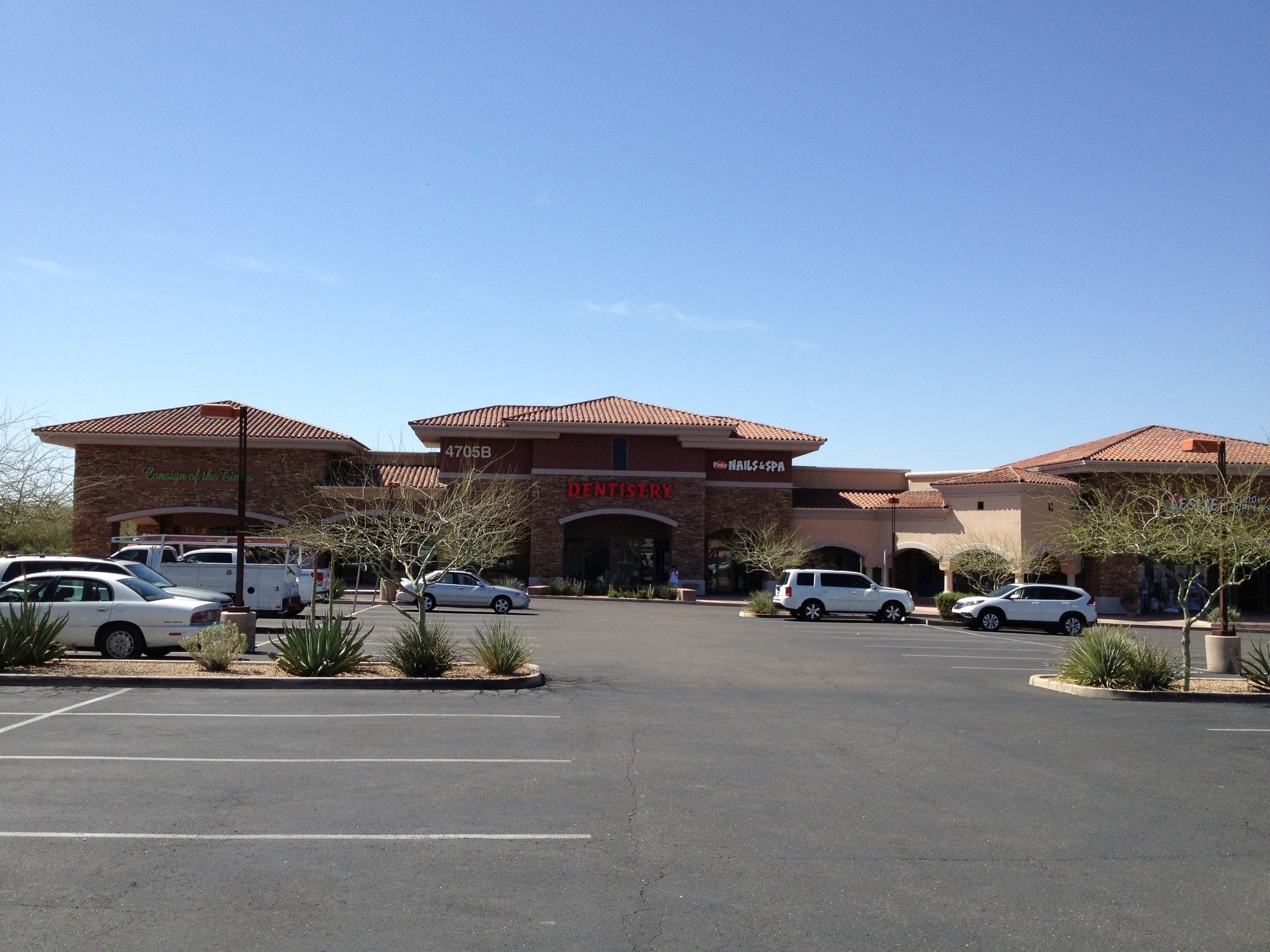 E Carefree Hwy Black Mountain Pkwy (48th St) Cave Creek, AZ 85331